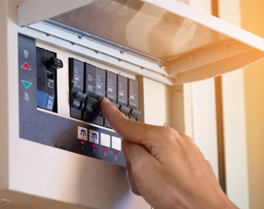 Các tính năng của bộ ngắt mạch.
